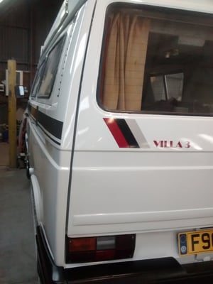 Image of VW T25 T3 Camper Holdsworth Villa 3. Graphics Kit / No2