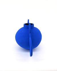 Image 3 of Rachael Rose 'Deep Blue 6'. Original ceramic 2022