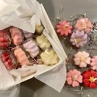 Image 3 of  Votive candles - Melts - Tins 