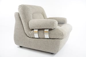 Image of Chauffeuse fauteuil ex RDA café