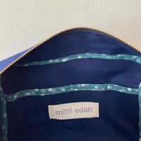 Image 4 of WAXED CANVAS WASHBAG IN NAVY