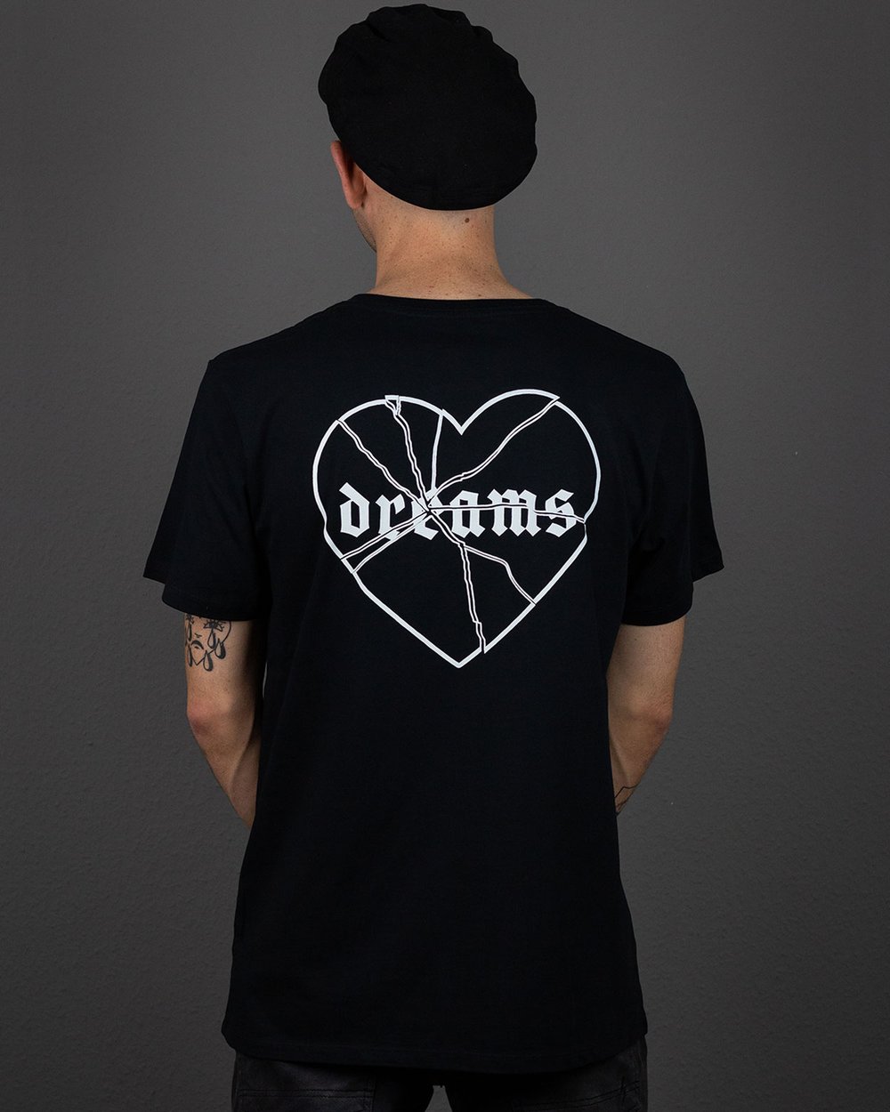 'Dreams' T-Shirt schwarz (pre order)