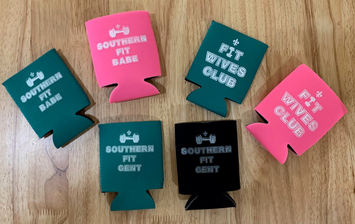 Slim Can Koozie - Houndstooth – Southern Exchange Company