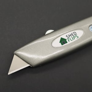 Image of Box knife w/ scoring tool