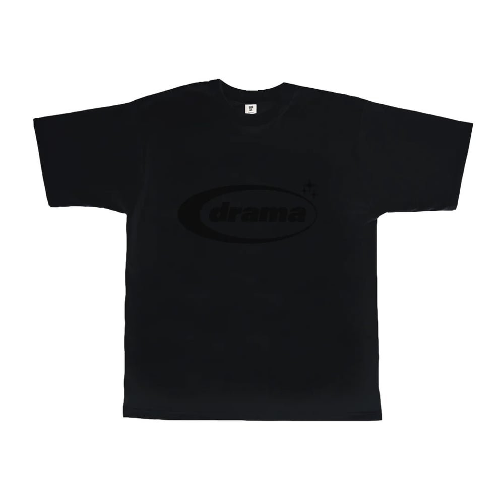 Drama Call Blk On Blk Oval Tee