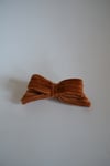 Barrette nœud en velours cannelle