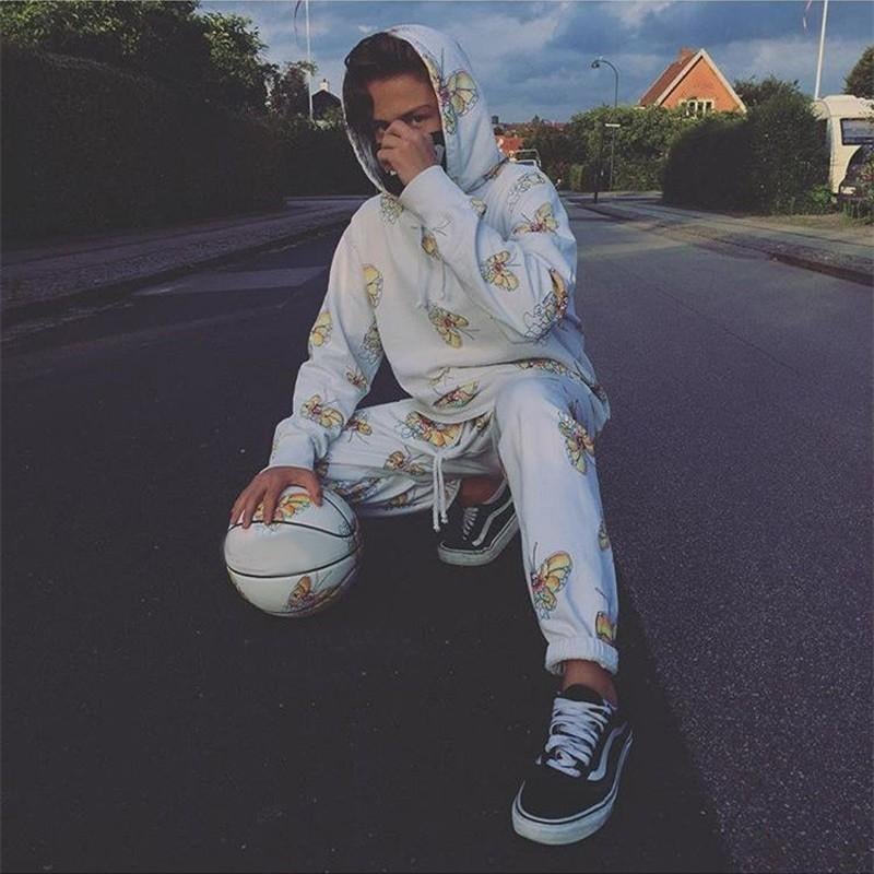 SUPREME GONZ BUTTERFLY SWEATS 2016 L