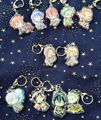 Image 3 of Twisted Wonderland Keychains