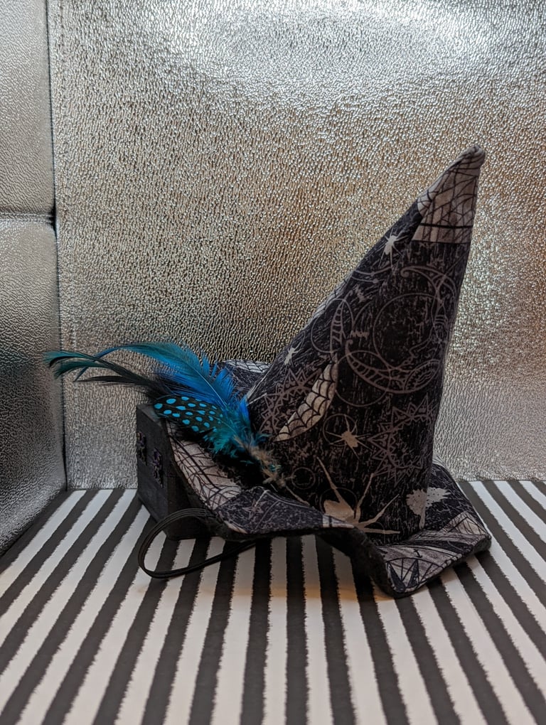 Pointy Hat Fascinators Image 3