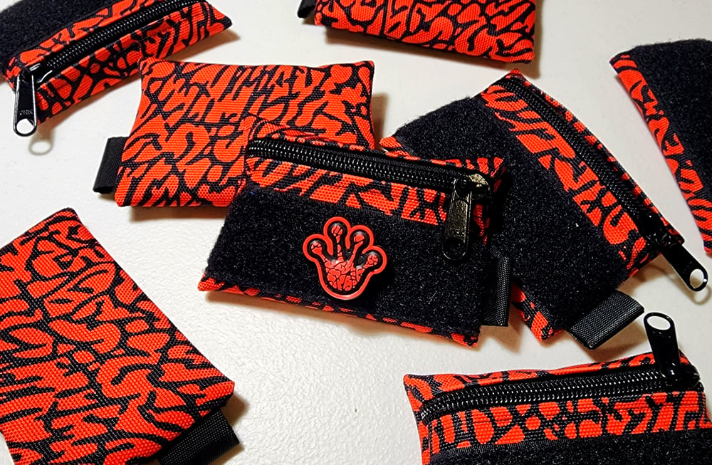 Image of JORDAN BRED VELCRO POUCH (LOW STOCK)