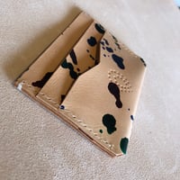 Image 2 of SLIM LEATHER WALLET IN CAMO