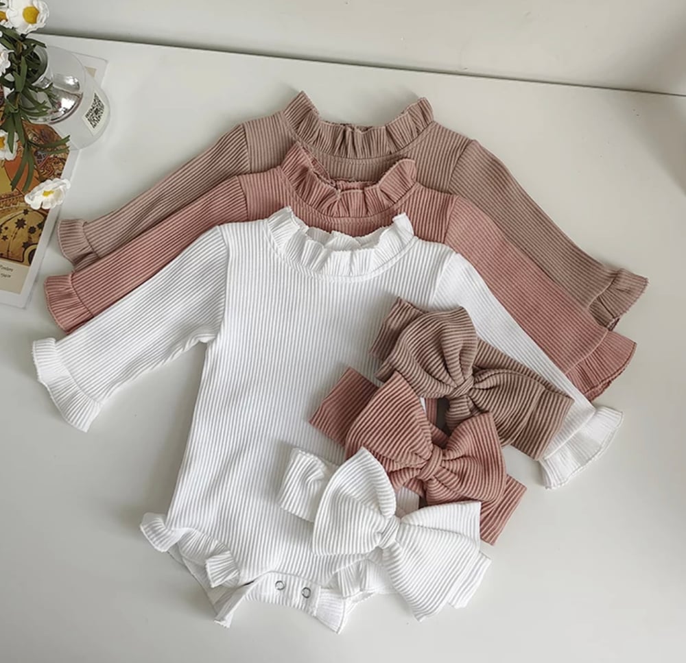 Image of Ribbed Rompers/Bow