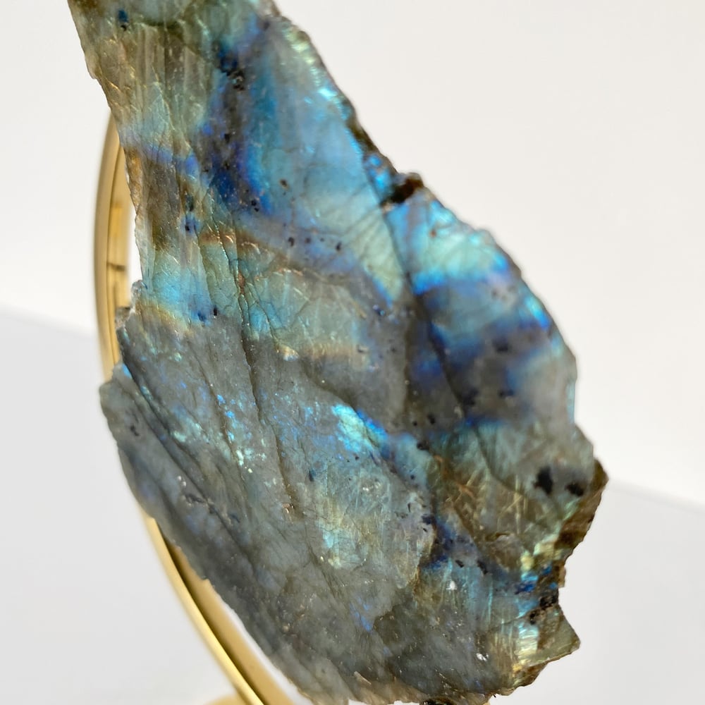 Image of Labradorite no.62 + Brass Arc Stand