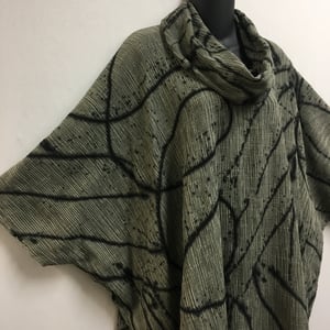 Image of Caftan tunic/dress - crinkle rayon -  hand painted - with African inspired design