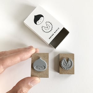 Image of Chestnut, mini stamps