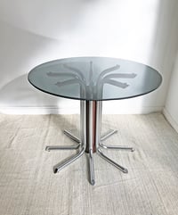 Image 1 of //VENDIDA//  MESA DE VIDRIO Y ACERO, AÑOS 70