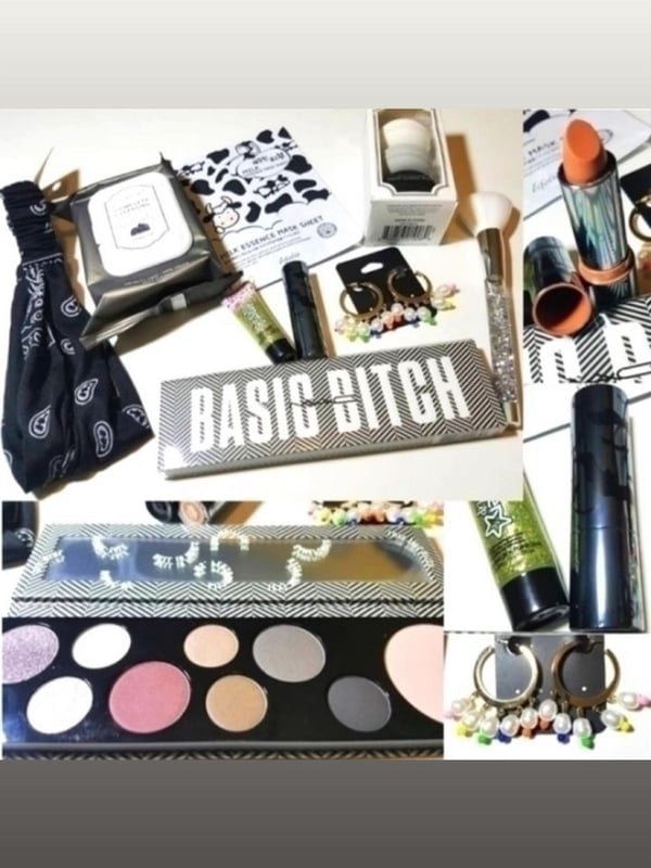 Image of Basic B%@*! Mac And Macaroons Beauty Bundle 