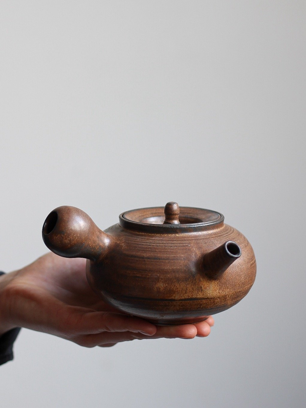 Image of teapot in tamba