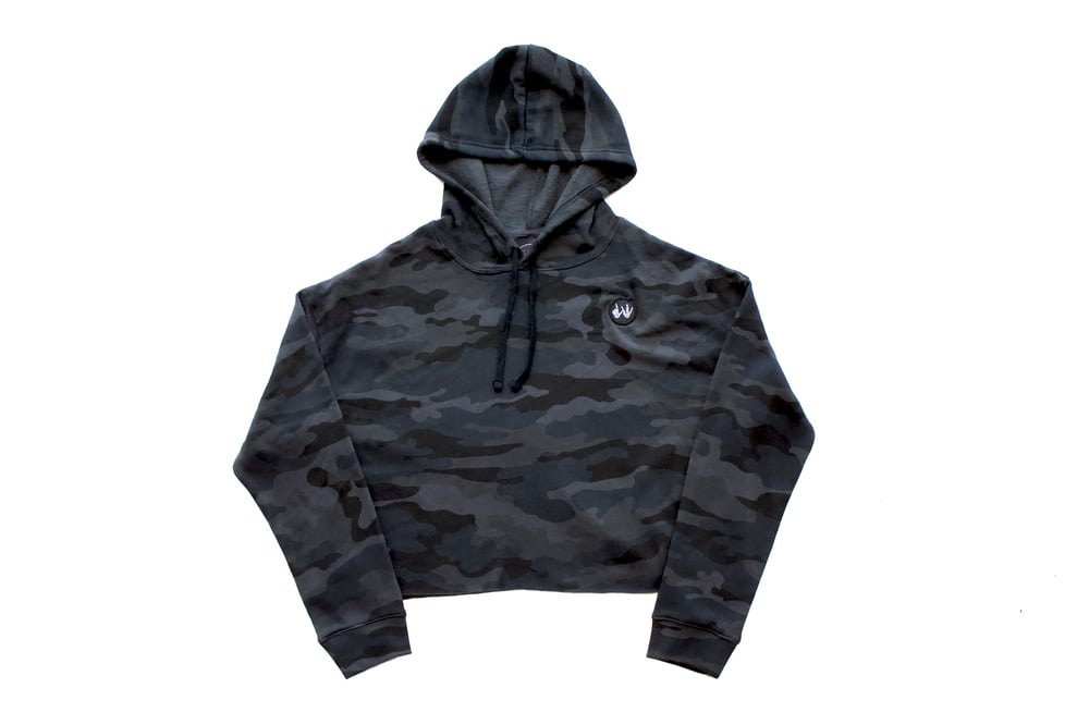 Image of LW BLACK CAMO CROP