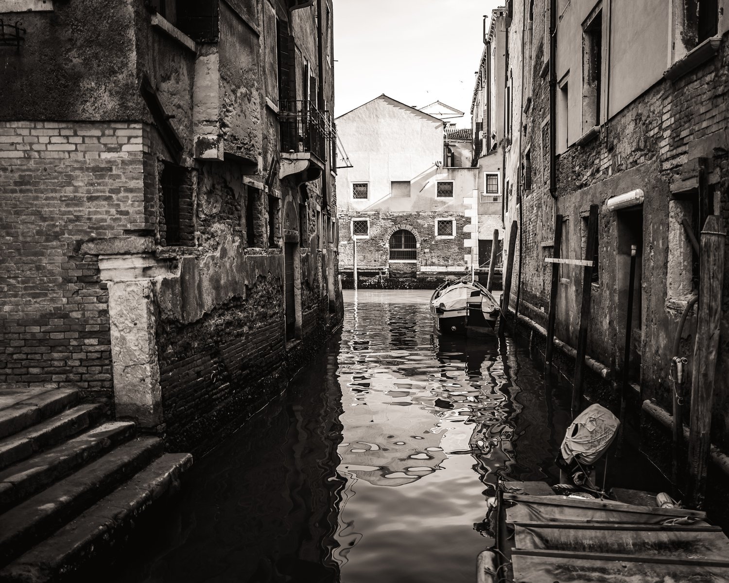 Image of Venetian Alleyway (Horizontal)