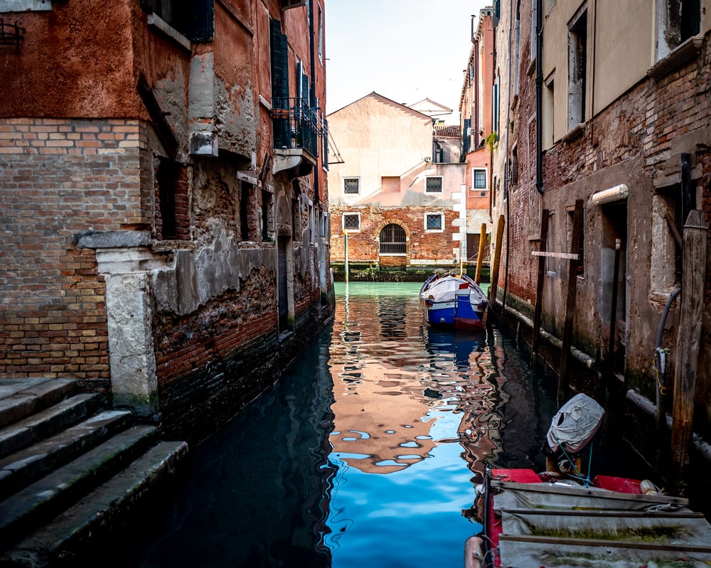Image of Venetian Alleyway (Horizontal)