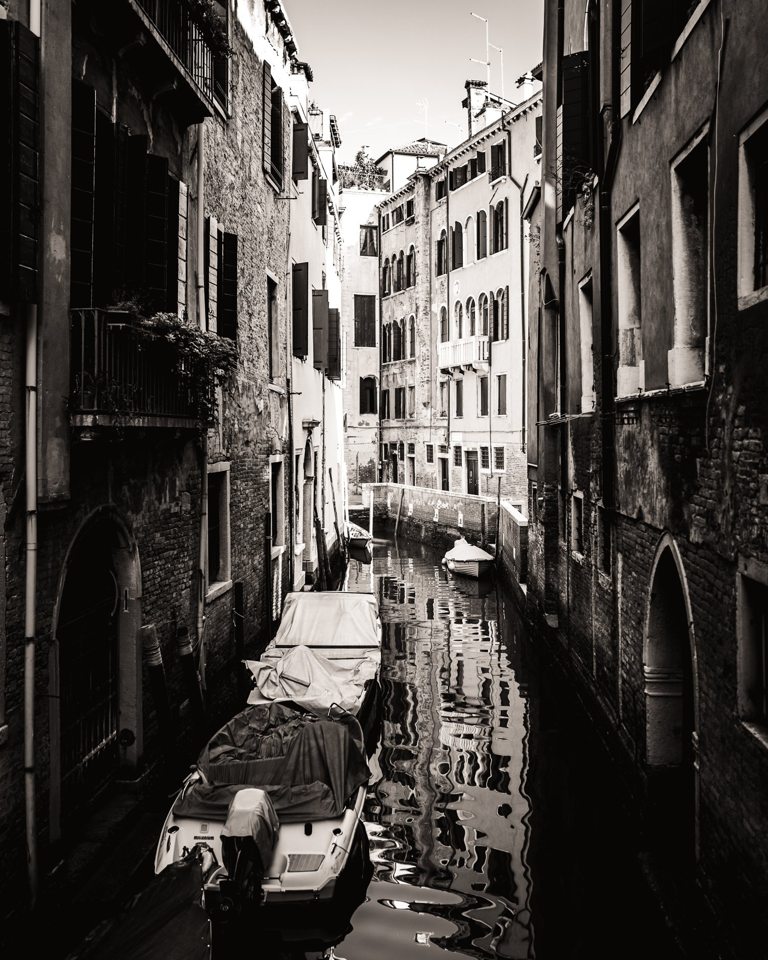 Image of Venetian Alleyway (Vertical)