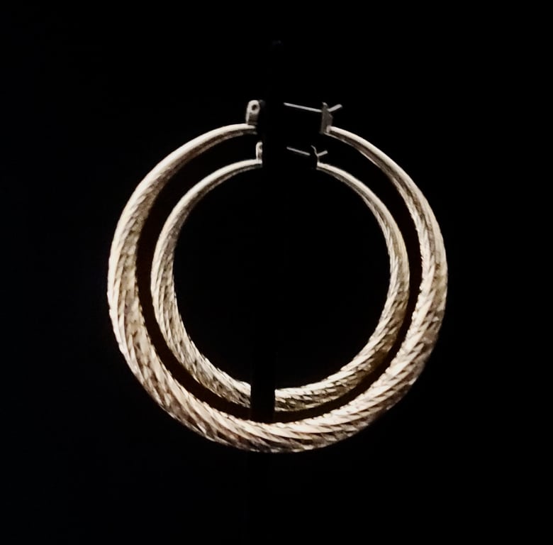 Image of Gold Large Ridged Pierced Hoops