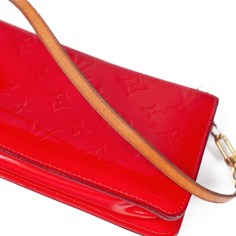 Image of Louis Vuitton by Marc Jacobs Red Vernis Lexington Bag