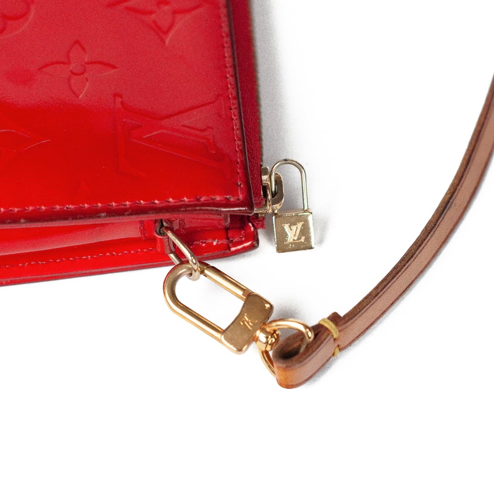 Image of Louis Vuitton by Marc Jacobs Red Vernis Lexington Bag