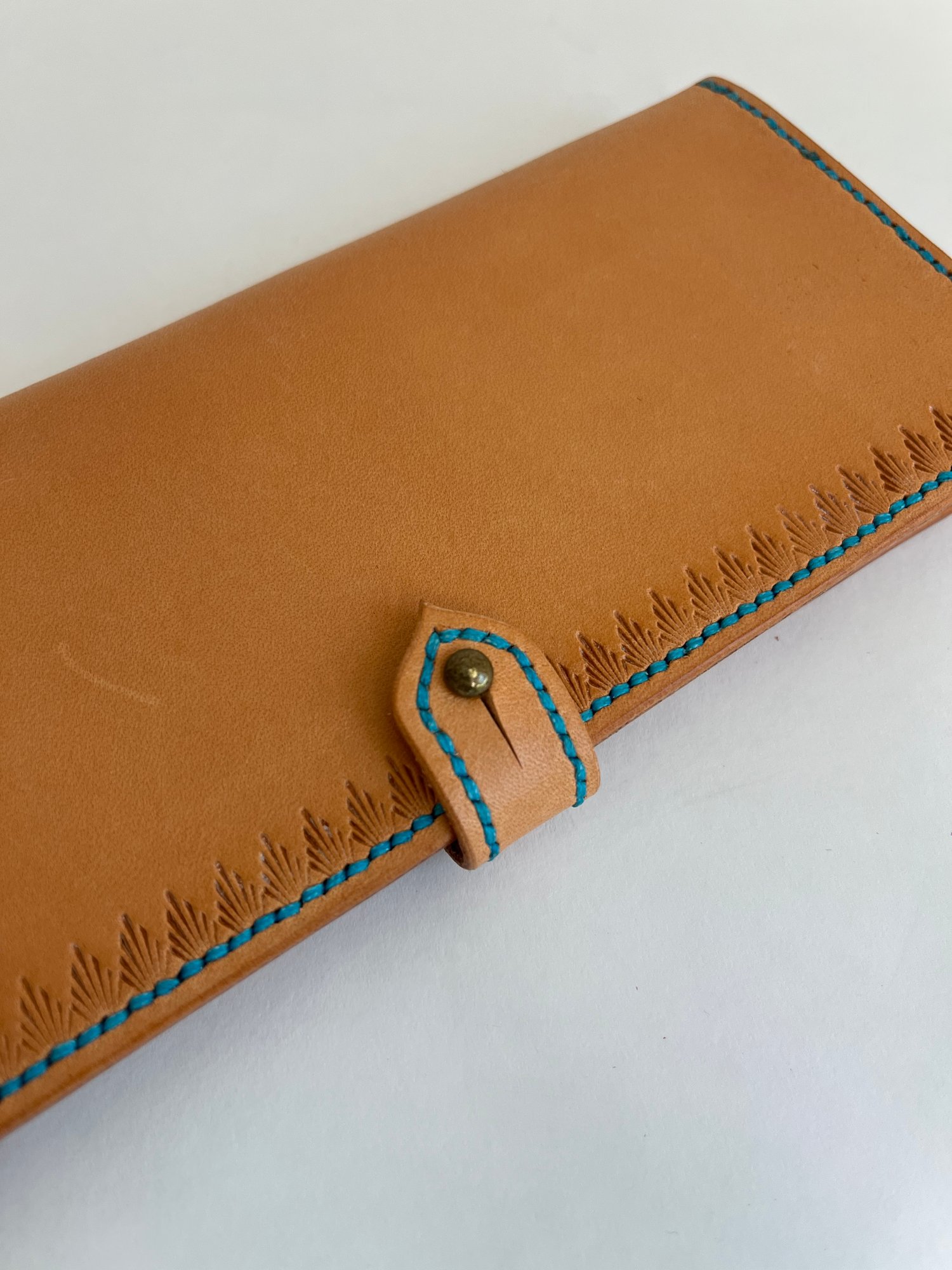 Image of Natural Italian Vachetta Long Wallet (Aqua)