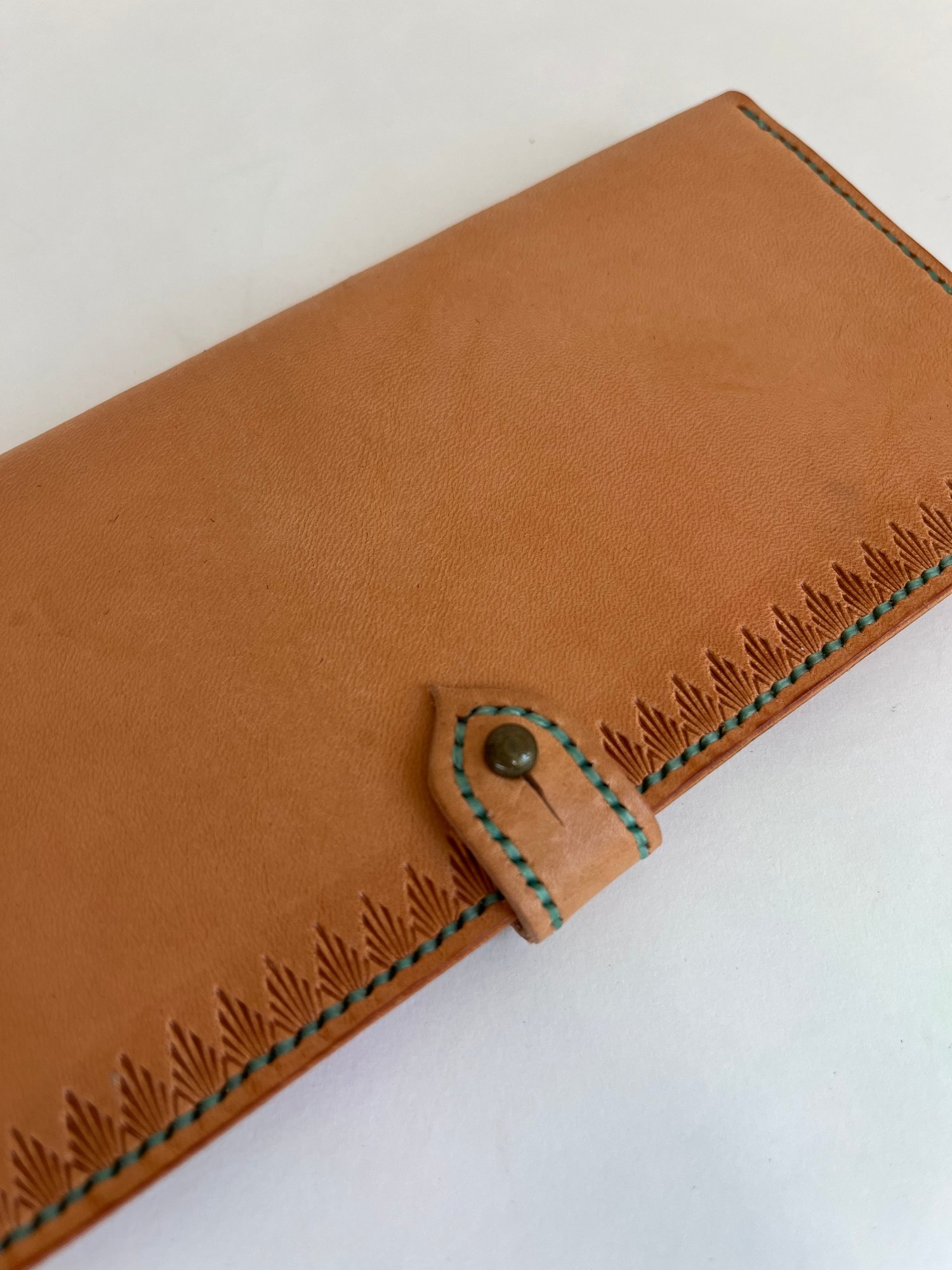 Image of Natural Italian Vachetta Long Wallet (Jade)