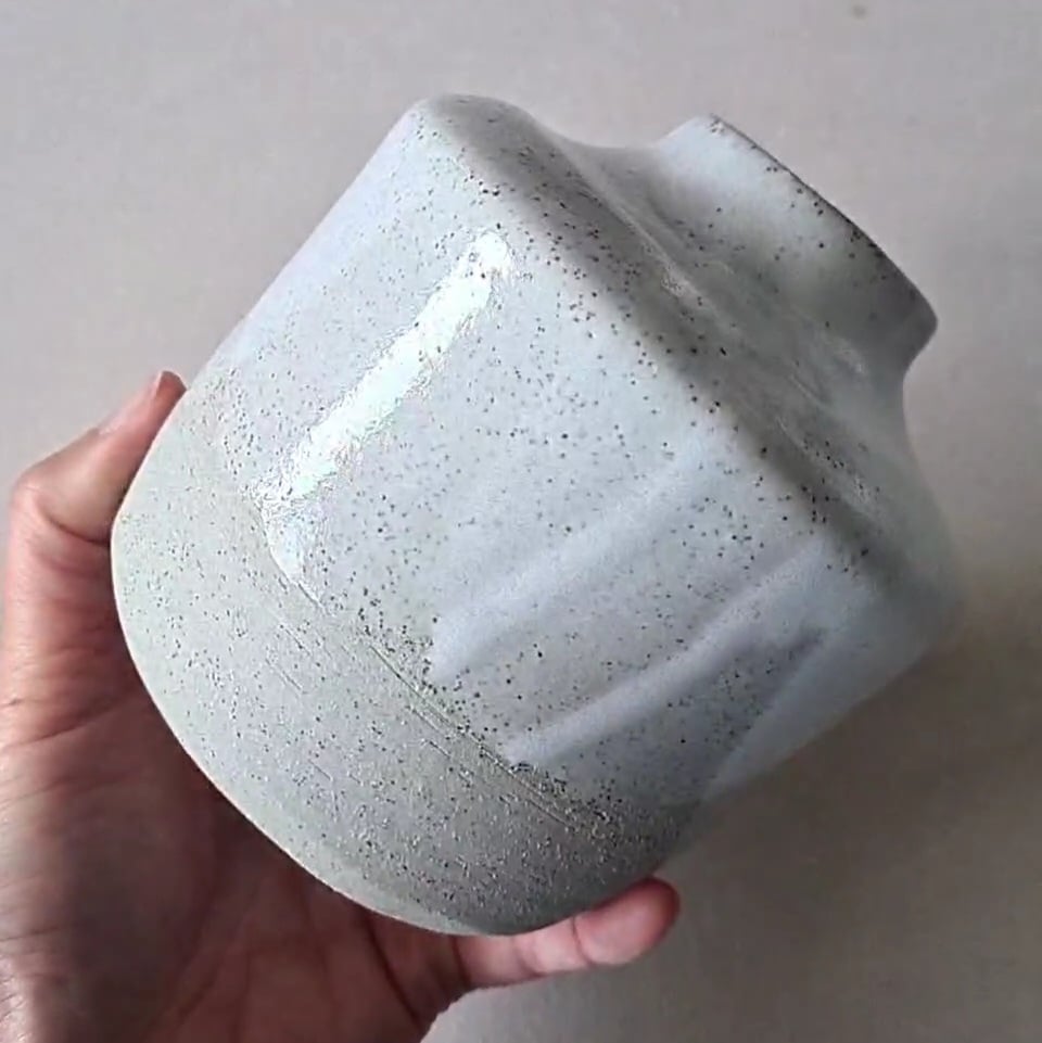 Image of Simplistic white medium vase