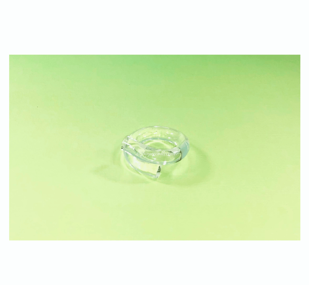Image of LUCITE RING
