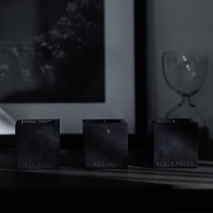 Image of BLACK FADES - 烏 Wu1 Scented Candle (75g)
