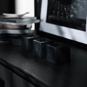 Image of BLACK FADES - 烏 Wu1 Scented Candle (75g)