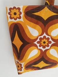 Image 4 of 70s groovy tote XL