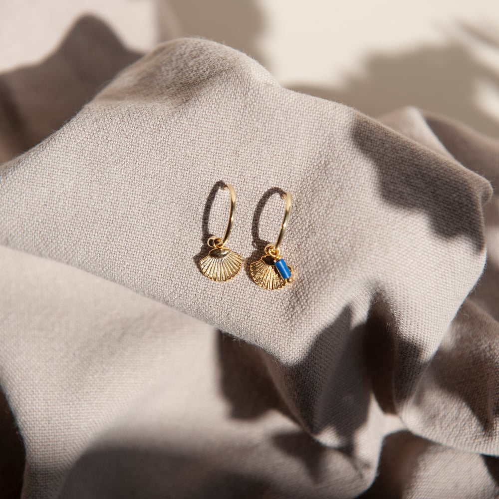 Image of Gold shell earrings