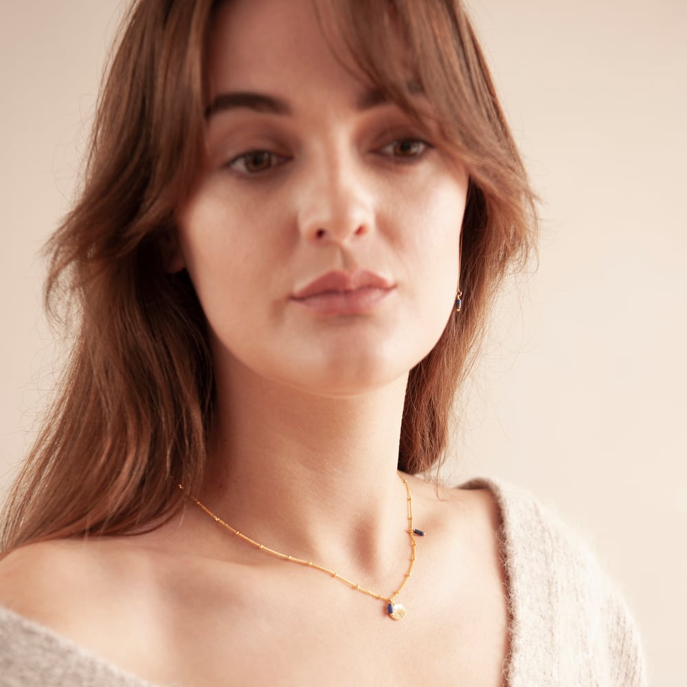 Image of Gold shell dot necklace