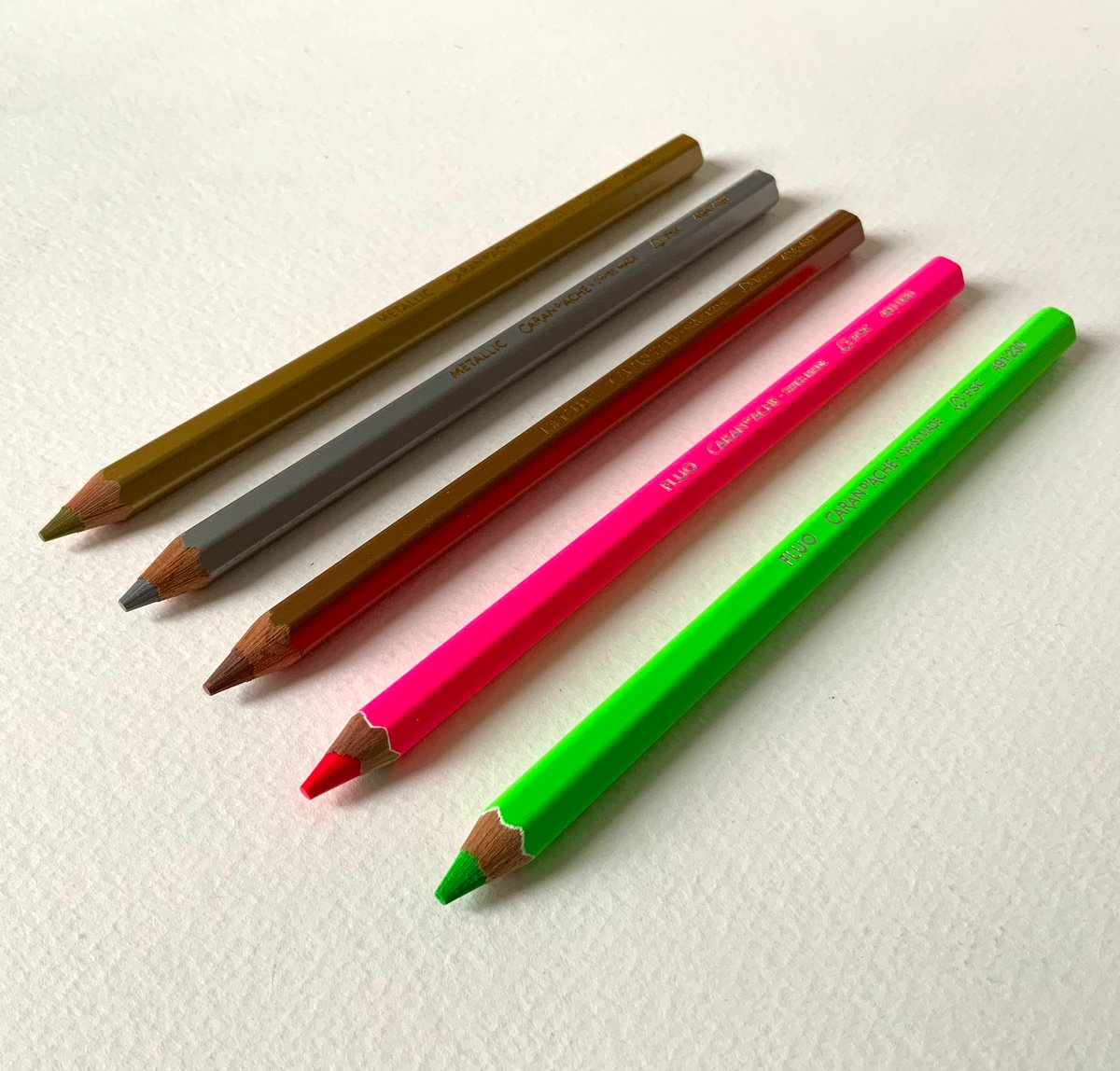 Metallic and Fluo pencils | Tansy Hargan