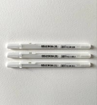 Image 2 of White pen by Sakura 