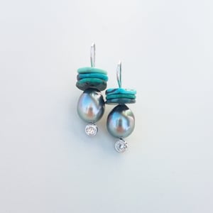 Small Tahitian Pearl & Turquoise Disc Earrings 