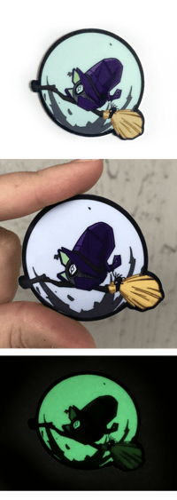 Destiny 2 Glow in the Dark Ghost Witch Sticker