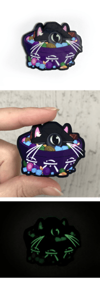 Destiny 2 Glow in the Dark Ghost Cat Sticker