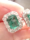 STUNNING 18CT NATURAL EMERALD 1.50CT AND DIAMOND 0.84CT CLUSTER EARRINGS