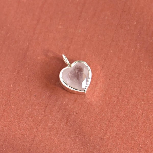 Image of Pinky Heart x Rose Quartz heart shape diamond cut silver necklace