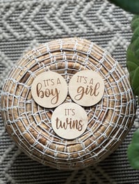 Image 1 of Gender/Twins Reveal Sign