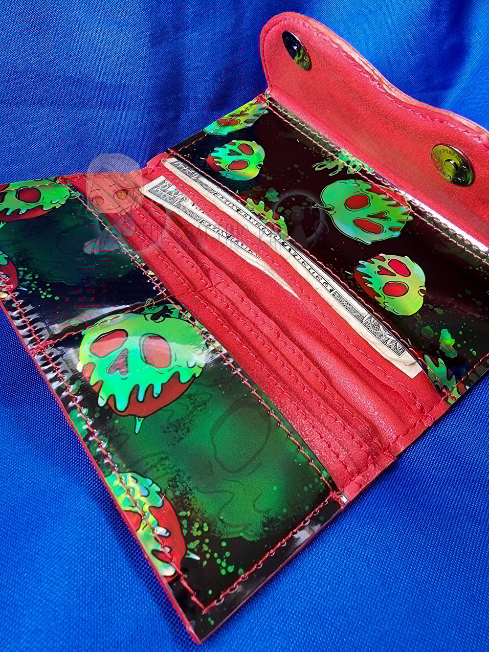 Image of Poison Apple Ymir Trifold Wallet