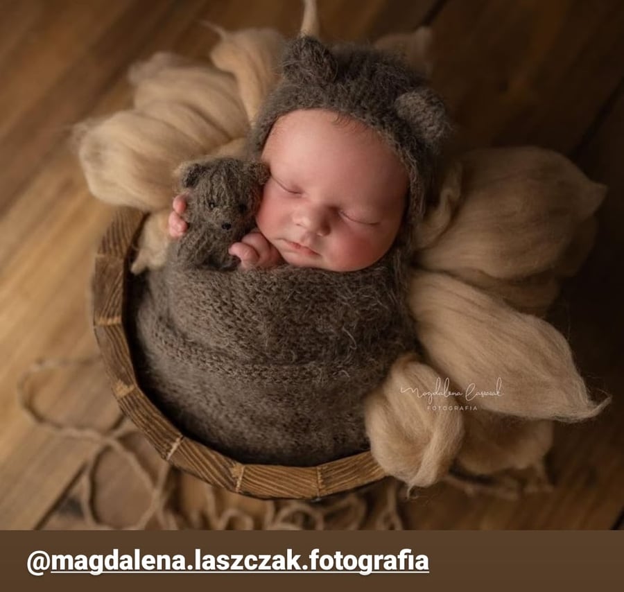 Image of Buy 3 get 4! Knitted Newborn set: wrap, bear bonnet, teddy bear