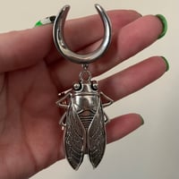 Cicada Saddle Dangles (sizes 2g-1 1/2)