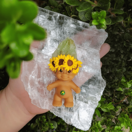MADE TO ORDER: Green Calcite Crystal Troll Shorty with Sunflower Crown 3.5"
